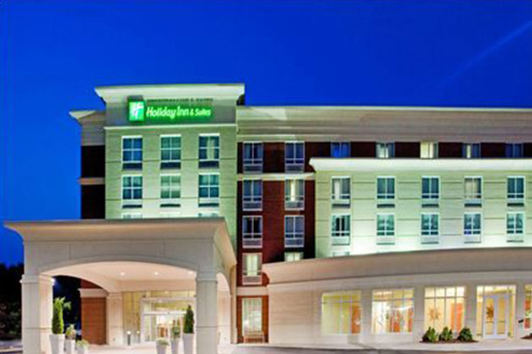 Holiday Inn & Suites Gateway in Williamsburg, VA