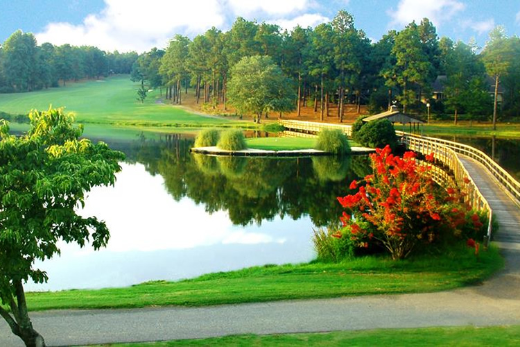 7 Lakes Golf Club in West End, NC